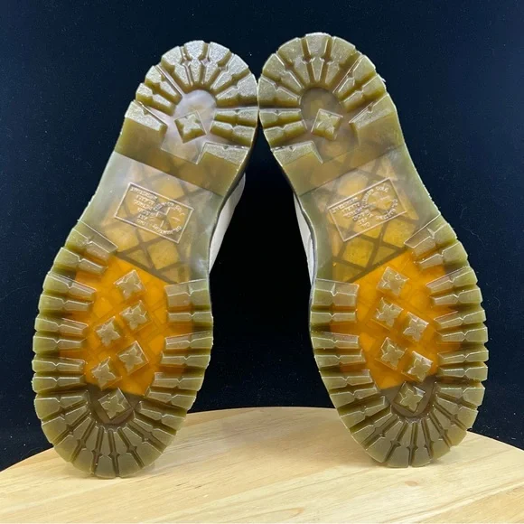 Doc Martens 27376 LACED Virginia soft leather 8 eye boots white premium Sz 8 Men - Picture 9 of 9